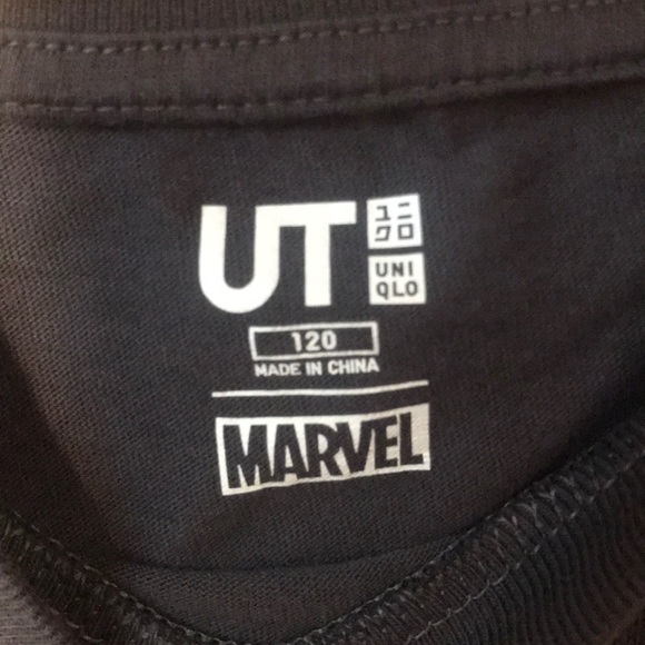 Marvel boys t-shirt size 5 - Picture 3 of 3